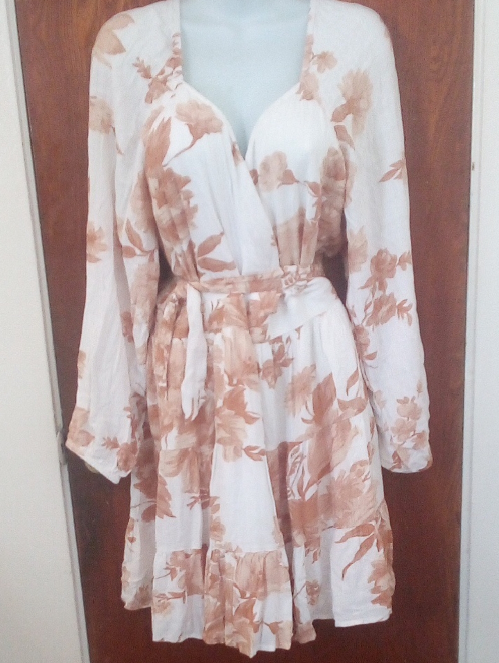 American Eagle Floral Wrap Dress, Size XXL